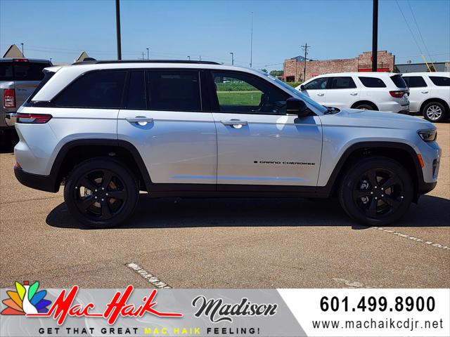 2025 Jeep Grand Cherokee GRAND CHEROKEE ALTITUDE X 4X2