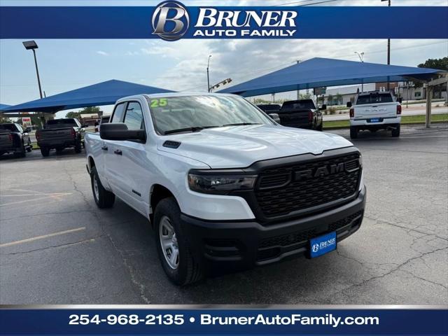 2025 RAM Ram 1500 RAM 1500 TRADESMAN QUAD CAB 4X2 64 BOX