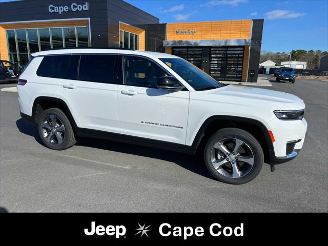 2025 Jeep Grand Cherokee GRAND CHEROKEE L LIMITED 4X4