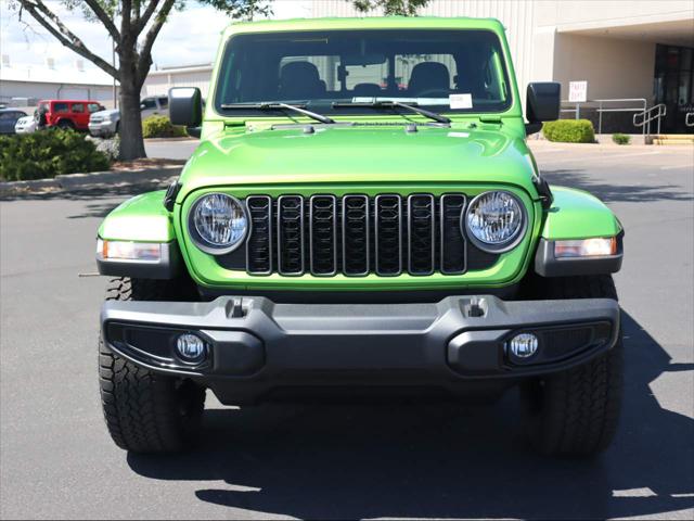 2025 Jeep Gladiator GLADIATOR NIGHTHAWK 4X4 2025 Jeep Gladiator GLADIATOR NIGHTHAWK 4X4