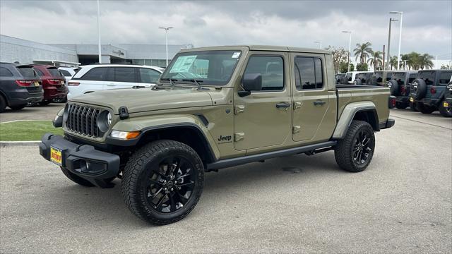 2025 Jeep Gladiator GLADIATOR NIGHTHAWK 4X4