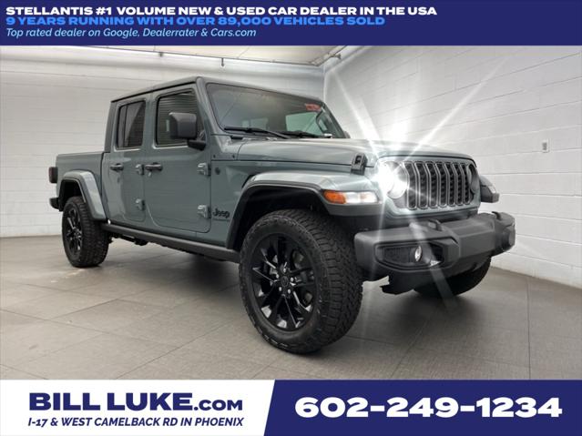 2025 Jeep Gladiator GLADIATOR NIGHTHAWK 4X4