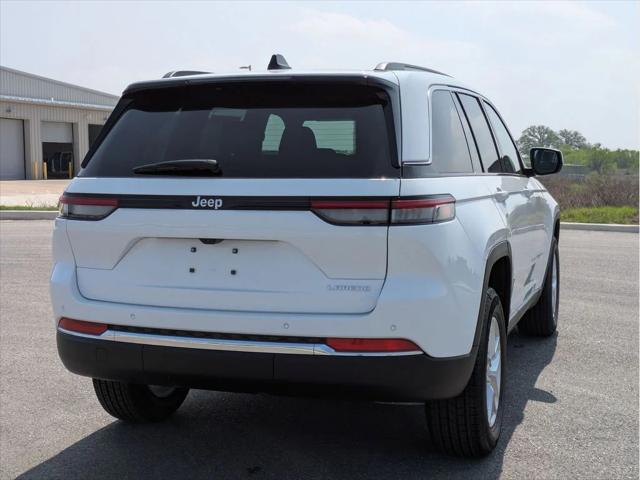 2025 Jeep Grand Cherokee GRAND CHEROKEE LAREDO X 4X2