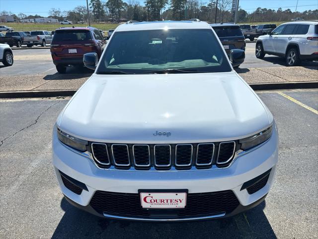 2025 Jeep Grand Cherokee GRAND CHEROKEE LAREDO X 4X2
