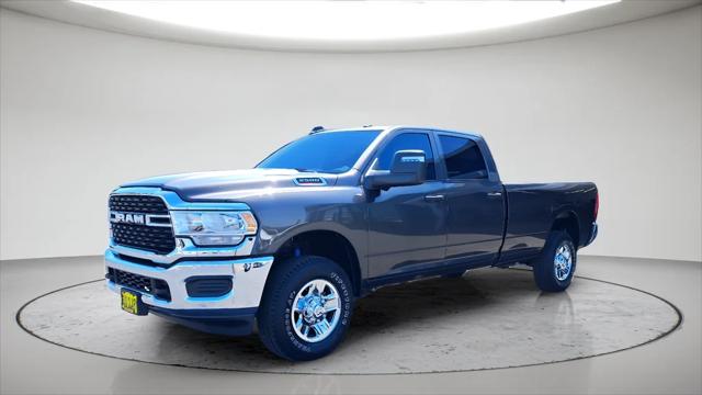 2024 RAM Ram 2500 RAM 2500 TRADESMAN CREW CAB 4X4 8 BOX