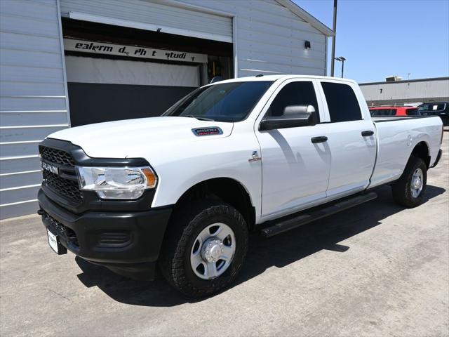 2022 RAM 2500 Tradesman Crew Cab 4x4 8 Box