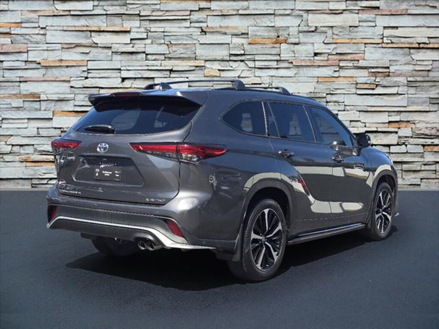 2022 Toyota Highlander XSE