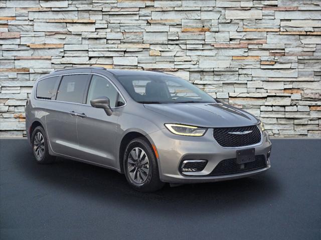 2021 Chrysler Pacifica Hybrid Touring L