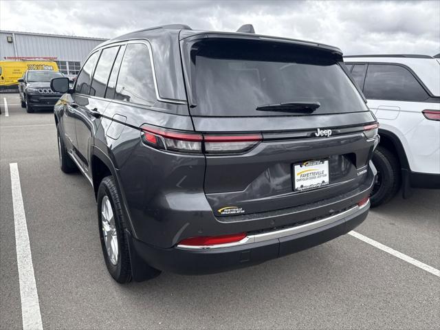 2025 Jeep Grand Cherokee GRAND CHEROKEE LAREDO X 4X2