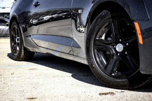 2023 Chevrolet Camaro RWD Convertible 1LT