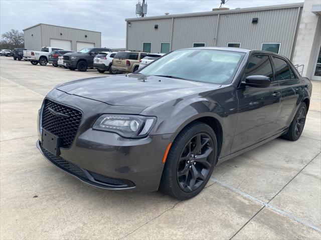 2022 Chrysler 300 Touring