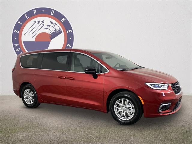 2025 Chrysler Pacifica PACIFICA SELECT