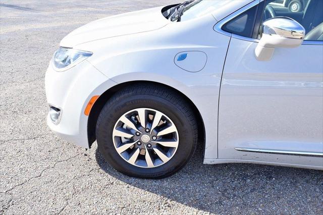 2020 Chrysler Pacifica Hybrid Limited
