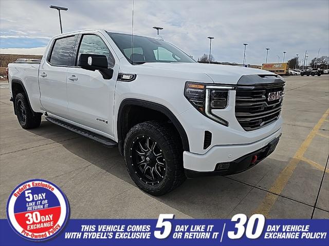 2023 GMC Sierra 1500 4WD Crew Cab Standard Box AT4