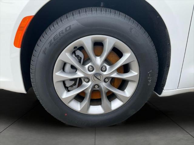 2025 Chrysler Pacifica PACIFICA SELECT AWD
