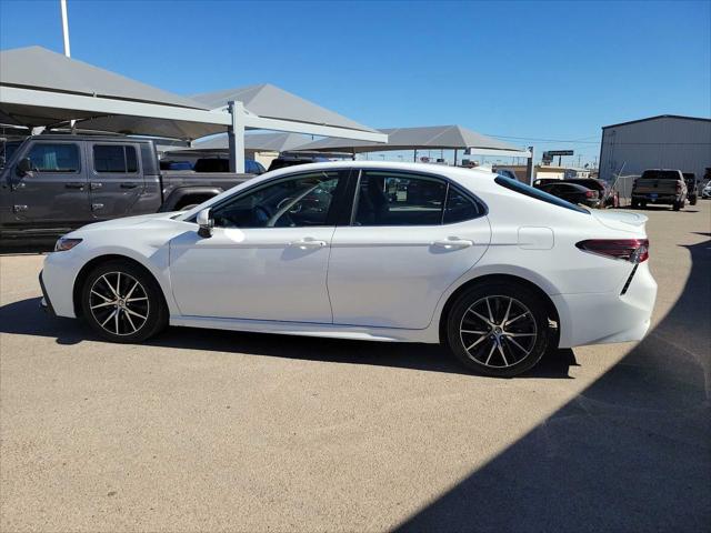 2023 Toyota Camry SE