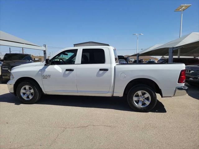 2022 RAM 1500 Classic SLT Crew Cab 4x2 57 Box