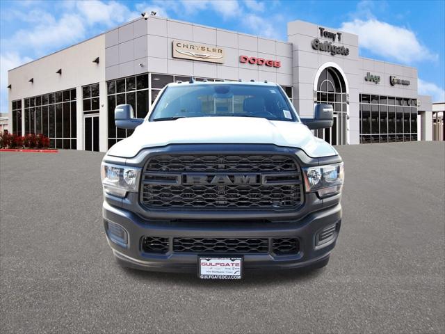 2024 RAM Ram 3500 Chassis Cab RAM 3500 TRADESMAN CREW CAB CHASSIS 4X4 60 CA