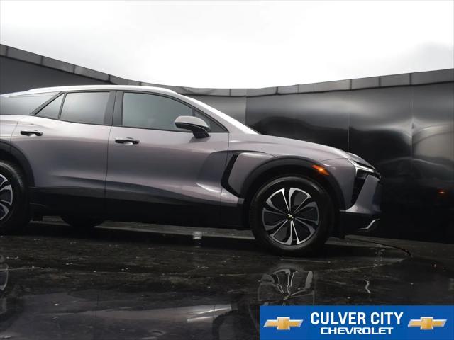 2024 Chevrolet V Blazer eAWD 2LT