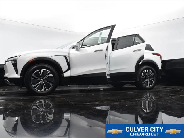 2025 Chevrolet V Blazer eAWD LT