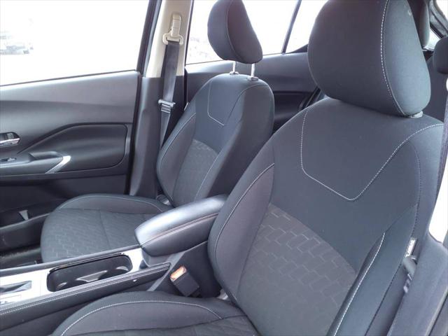 2024 Nissan Kicks SV Xtronic CVT