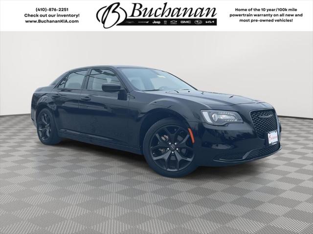 2022 Chrysler 300 Touring