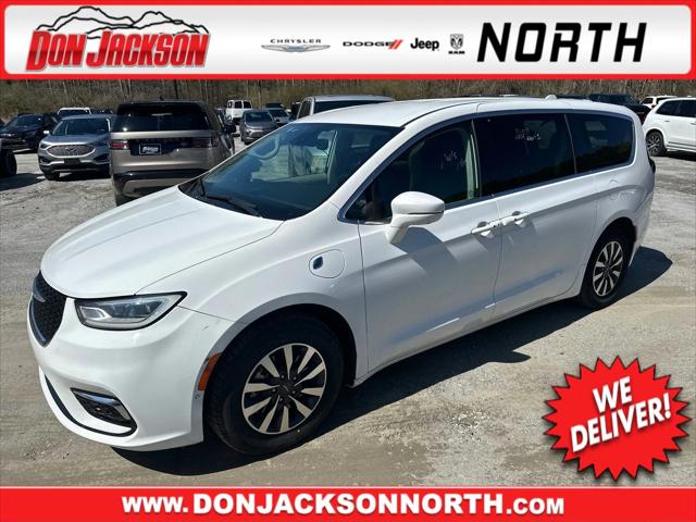 2022 Chrysler Pacifica Hybrid Touring L