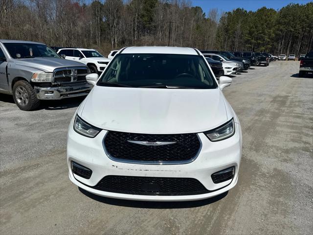2022 Chrysler Pacifica Hybrid Touring L