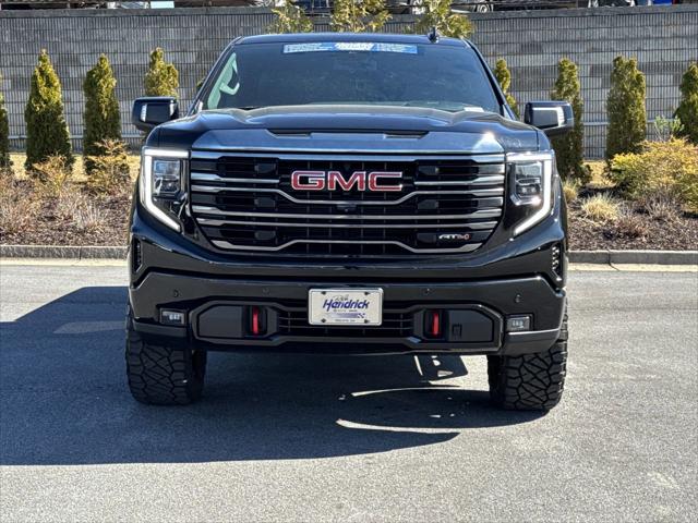 2023 GMC Sierra 1500 4WD Crew Cab Standard Box AT4