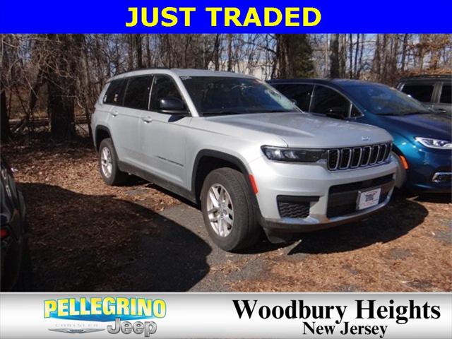 2022 Jeep Grand Cherokee L Laredo 4x4
