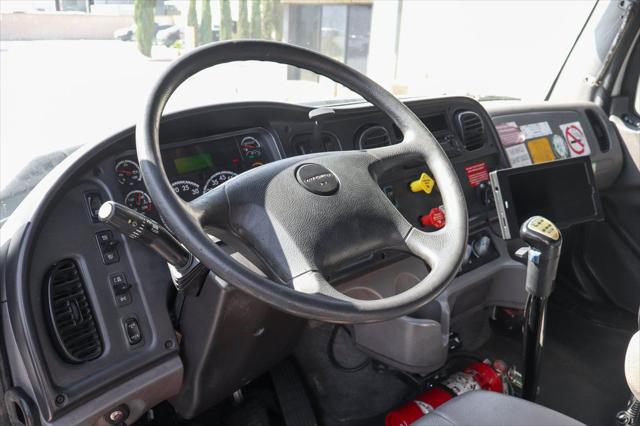2016 Freightliner 114Sd Unknown