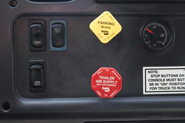 2016 Freightliner 114Sd Unknown