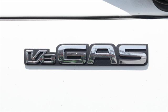 2019 Isuzu NPR Standard Cab