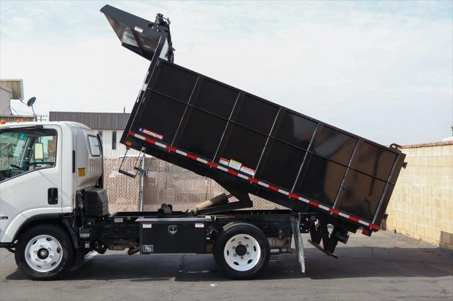 2022 Isuzu NPR Standard Cab