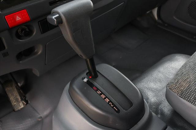 2022 Isuzu NPR Standard Cab