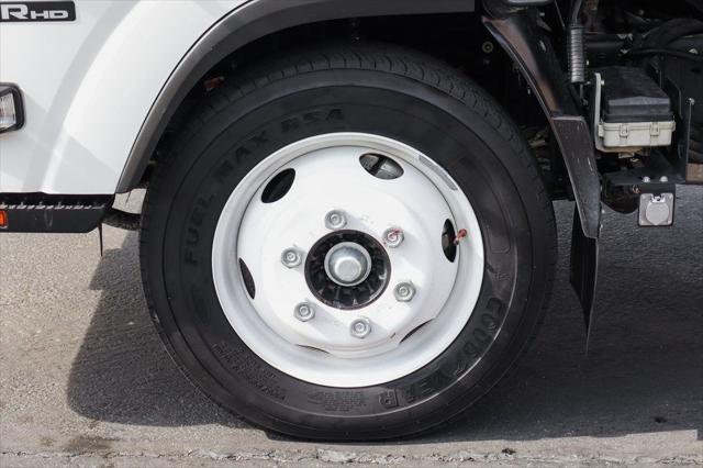 2022 Isuzu NPR Standard Cab