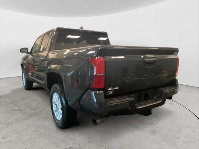 2025 Toyota Tacoma SR5 4WD
