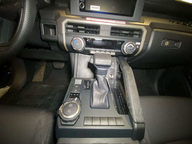 2025 Toyota Tacoma SR5 4WD