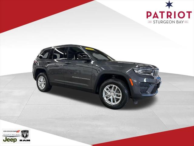 2025 Jeep Grand Cherokee GRAND CHEROKEE LAREDO X 4X4