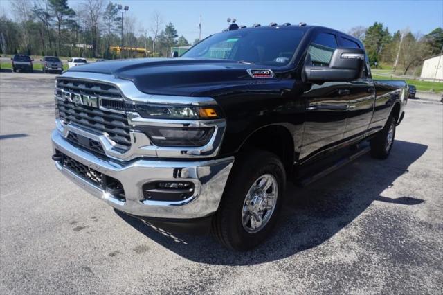2025 RAM Ram 2500 RAM 2500 TRADESMAN CREW CAB 4X4 8 BOX