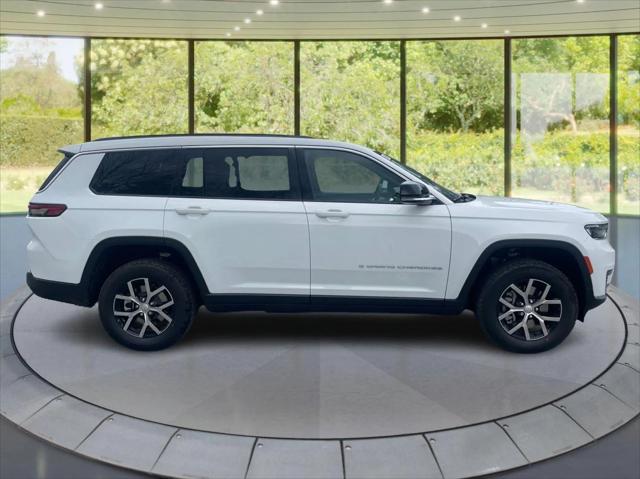 2025 Jeep Grand Cherokee GRAND CHEROKEE L LIMITED 4X4
