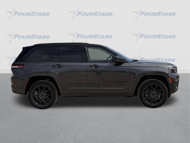 2025 Jeep Grand Cherokee GRAND CHEROKEE SUMMIT RESERVE 4X4