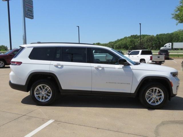 2025 Jeep Grand Cherokee GRAND CHEROKEE L LAREDO X 4X4