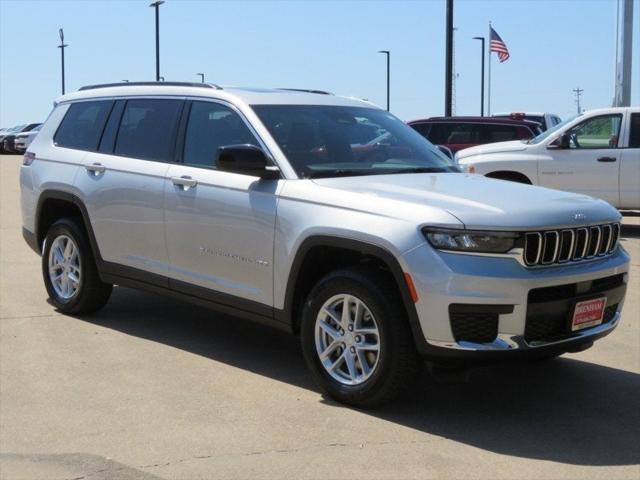 2025 Jeep Grand Cherokee GRAND CHEROKEE L LAREDO X 4X4