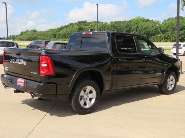 2025 RAM Ram 1500 RAM 1500 LONE STAR CREW CAB 4X4 57 BOX