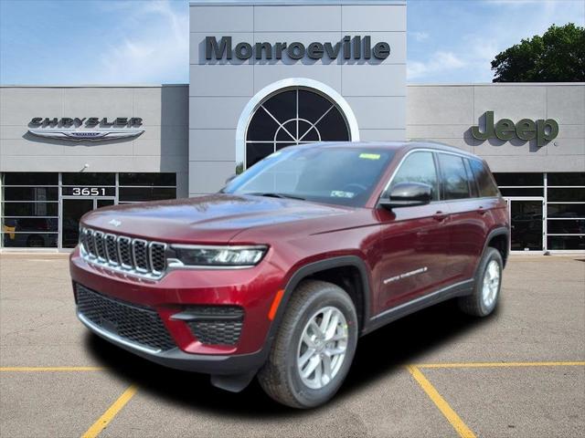 2025 Jeep Grand Cherokee GRAND CHEROKEE LAREDO X 4X4