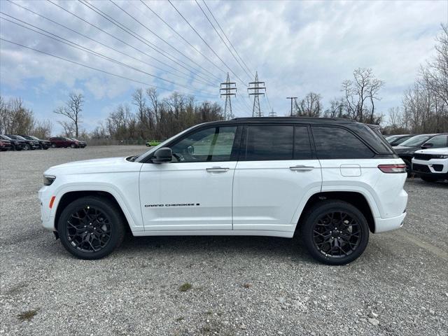 2025 Jeep Grand Cherokee GRAND CHEROKEE SUMMIT RESERVE 4X4