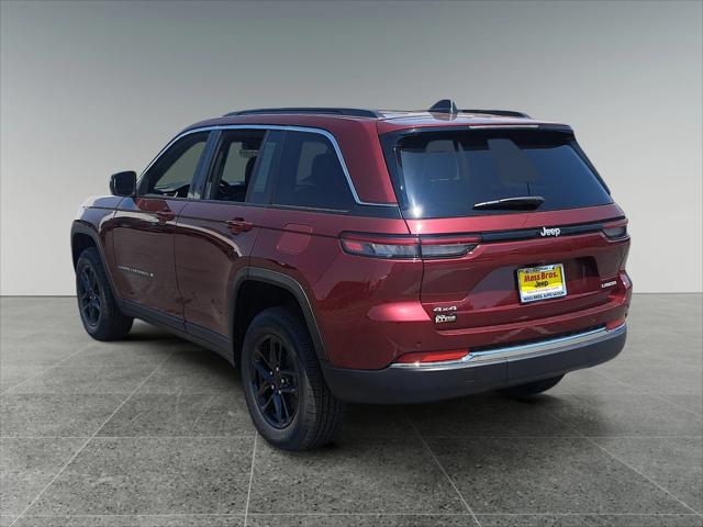 2025 Jeep Grand Cherokee GRAND CHEROKEE LAREDO X 4X4