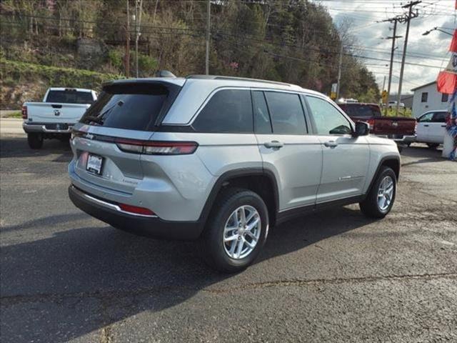 2025 Jeep Grand Cherokee GRAND CHEROKEE LAREDO X 4X4 2025 Jeep Grand Cherokee GRAND CHEROKEE LAREDO X 4X4