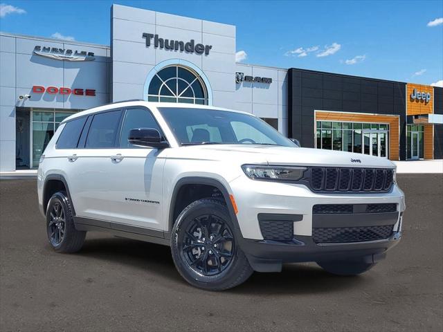 2025 Jeep Grand Cherokee GRAND CHEROKEE L ALTITUDE 4X2
